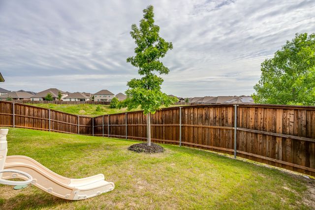 5709 Freeport Lane, Fort Worth, TX 76126