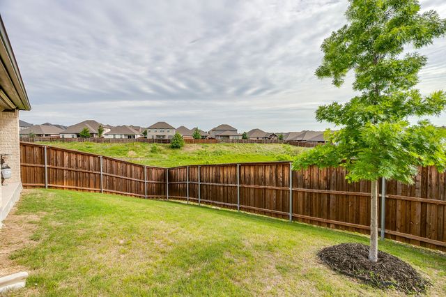 5709 Freeport Lane, Fort Worth, TX 76126