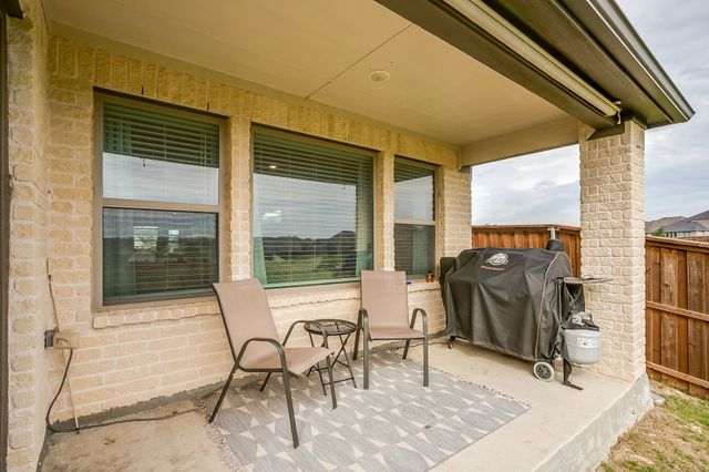 5709 Freeport Lane, Fort Worth, TX 76126