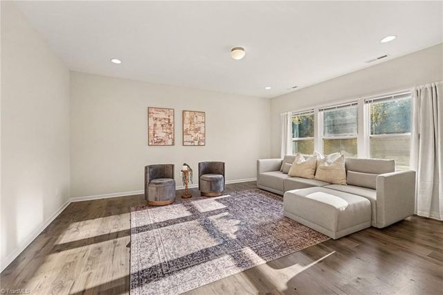5502 Baverhof Drive, Greensboro, NC 27405