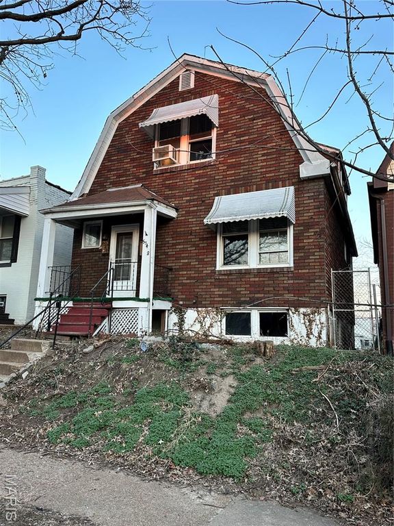 5348 Gilson Avenue, St Louis, MO 63116