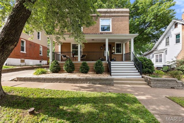 7068 Tholozan Avenue, St Louis, MO 63109