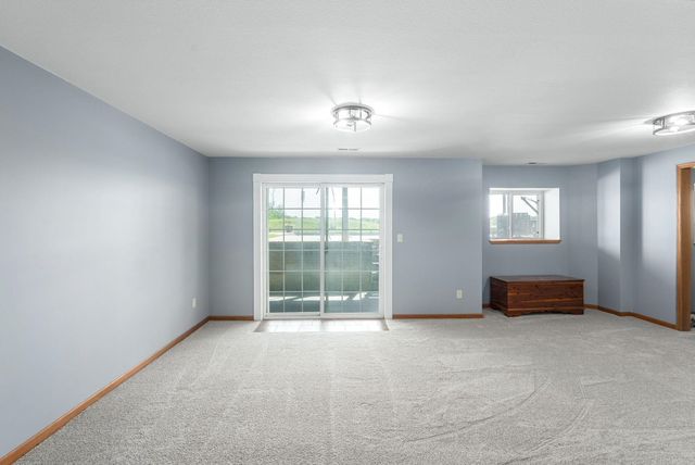 21722 SW Roberta Ln, Douglass, KS 67039