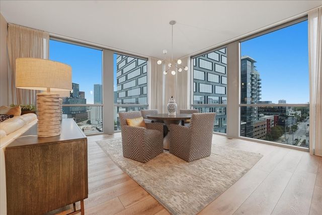 900 20th Ave S Apt 901, Nashville, TN 37212
