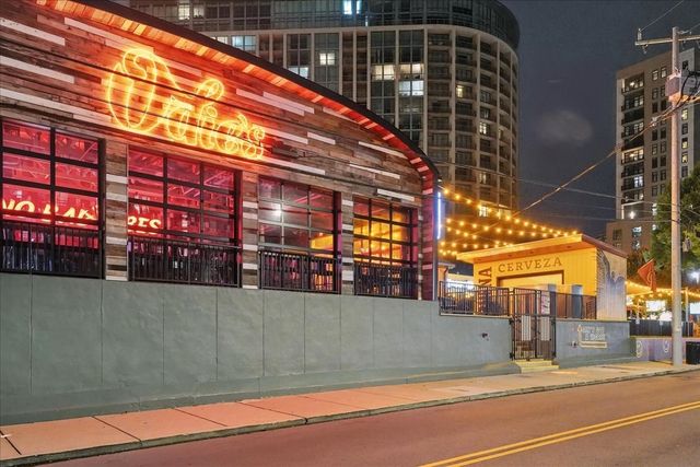 900 20th Ave S Apt 901, Nashville, TN 37212
