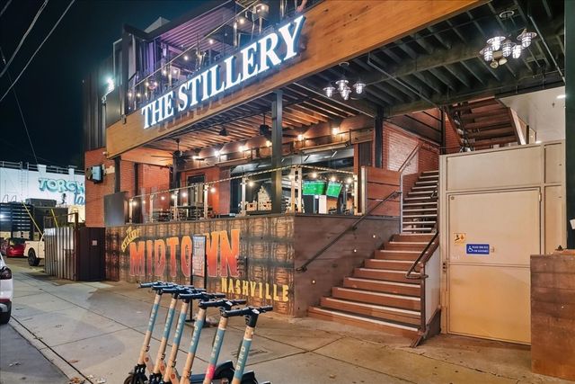900 20th Ave S Apt 901, Nashville, TN 37212