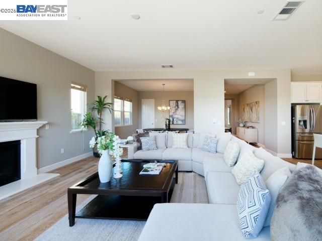 1676 N Terracina Dr, Dublin, CA 94568