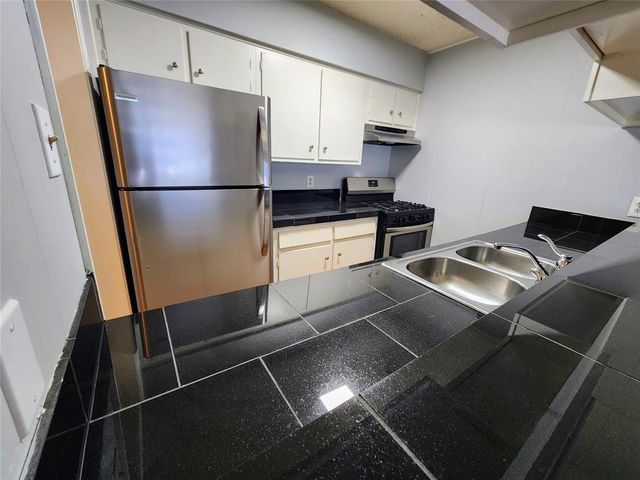 608 W 51st ST 101, Austin, TX 78751