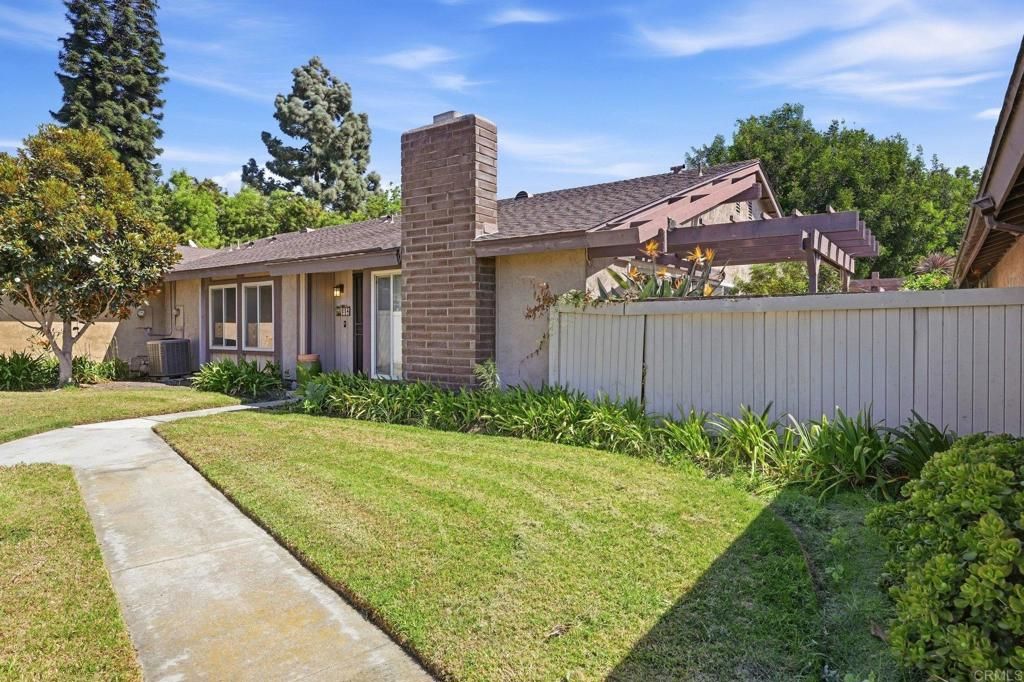 554 Fruit Tree Way, Oceanside, CA 92058 — photo 4