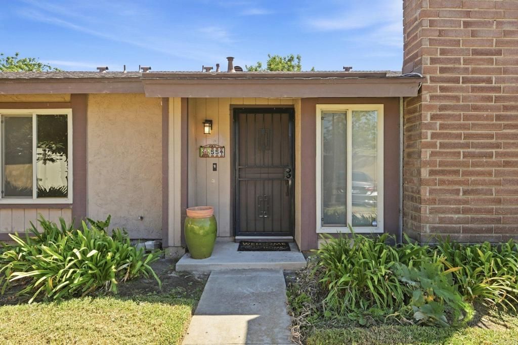 554 Fruit Tree Way, Oceanside, CA 92058 — photo 5