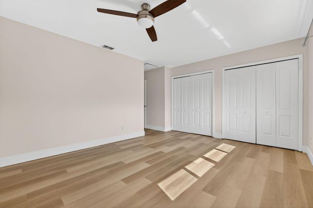 2140 NE 44th Street, Lighthouse Point, FL 33064