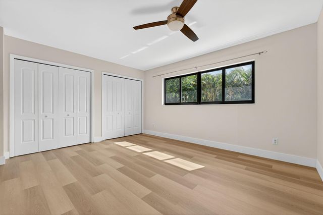 2140 NE 44th Street, Lighthouse Point, FL 33064