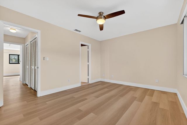 2140 NE 44th Street, Lighthouse Point, FL 33064