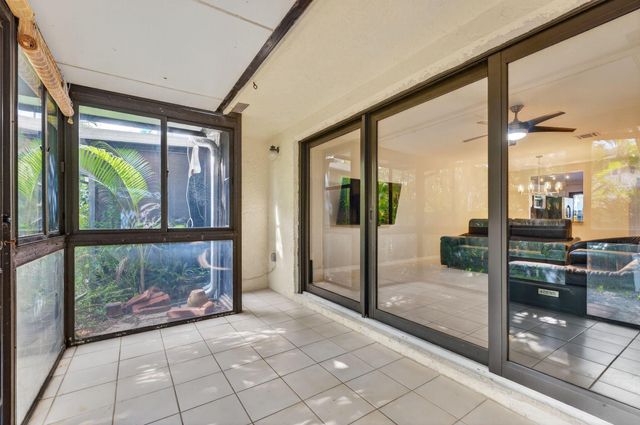 2140 NE 44th Street, Lighthouse Point, FL 33064