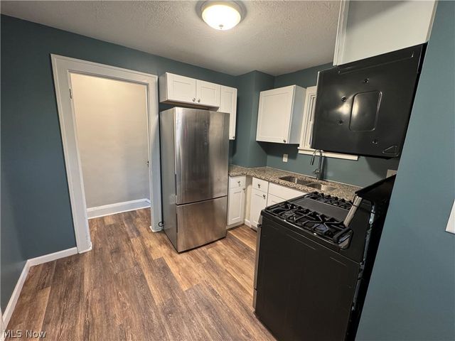 12116 Longmead Avenue, Cleveland, OH 44135