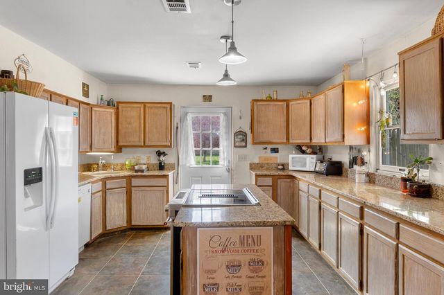 15921 FREDERICK RD, Woodbine, MD 21797