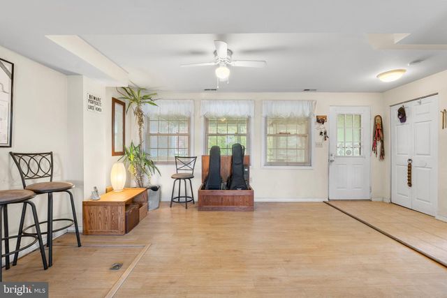 15921 FREDERICK RD, Woodbine, MD 21797