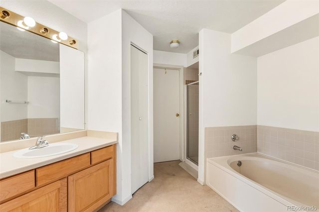 6001 S Yosemite Street C203, Greenwood Village, CO 80111