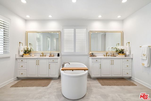 11734 N Manchester Way, Porter Ranch (los Angeles), CA 91326