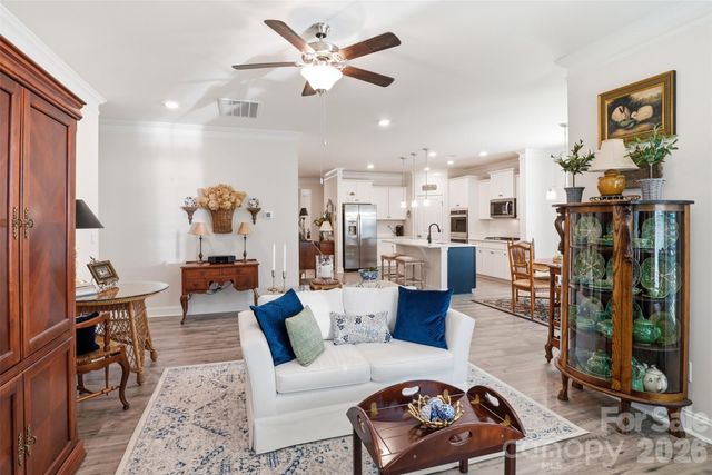 141 Rhuidean Court, Troutman, NC 28166