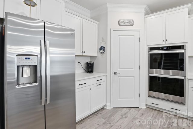 141 Rhuidean Court, Troutman, NC 28166