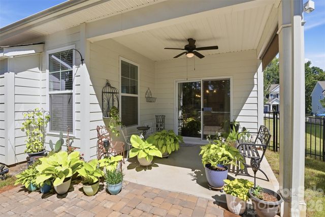 141 Rhuidean Court, Troutman, NC 28166