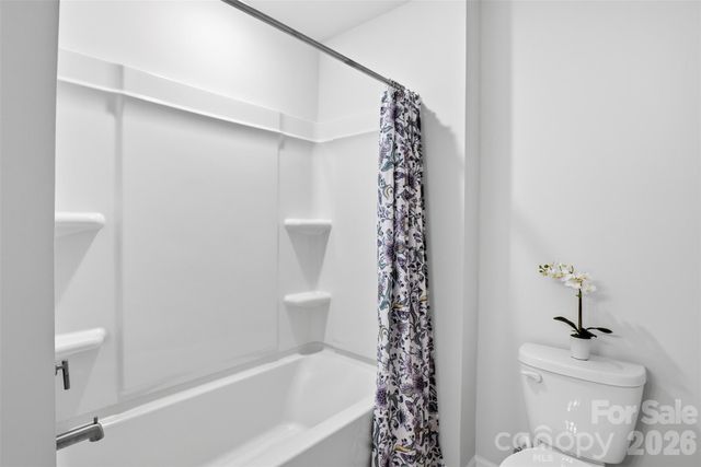 141 Rhuidean Court, Troutman, NC 28166