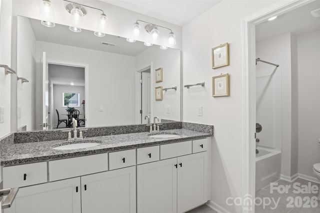 141 Rhuidean Court, Troutman, NC 28166