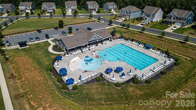 141 Rhuidean Court, Troutman, NC 28166