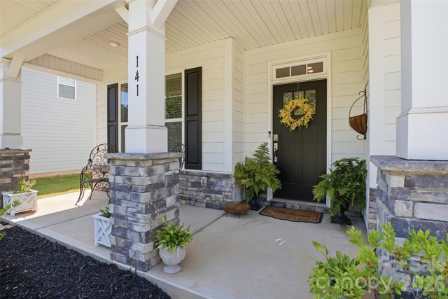 141 Rhuidean Court, Troutman, NC 28166