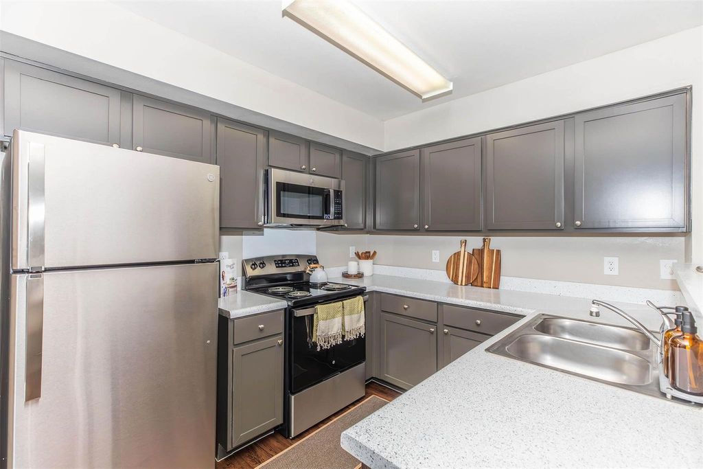 1088 Park Plaza Drive D, Austin, TX 78753