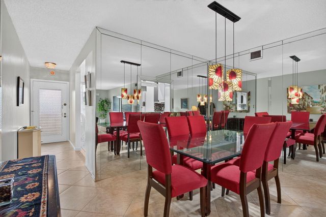 2301 LUCAYA Lane D4, Coconut Creek, FL 33066