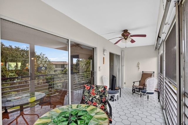 2301 LUCAYA Lane D4, Coconut Creek, FL 33066