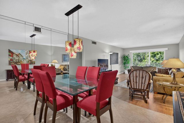 2301 LUCAYA Lane D4, Coconut Creek, FL 33066