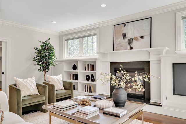 88 Woodbine Circle, Needham, MA 02494