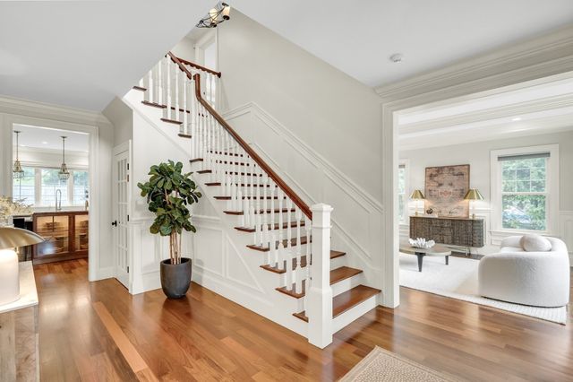 88 Woodbine Circle, Needham, MA 02494