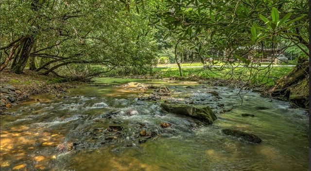 30 Stanley Creek, Blue Ridge, GA 30513