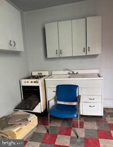 6103 LANSDOWNE AVE, Philadelphia, PA 19151