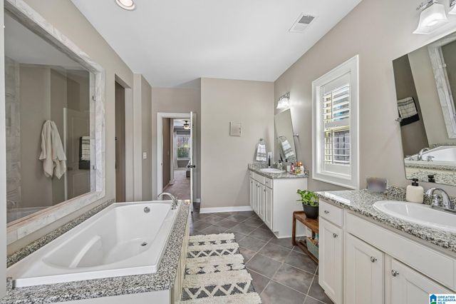 5242 STOCKTON PASS, Trussville, AL 35173