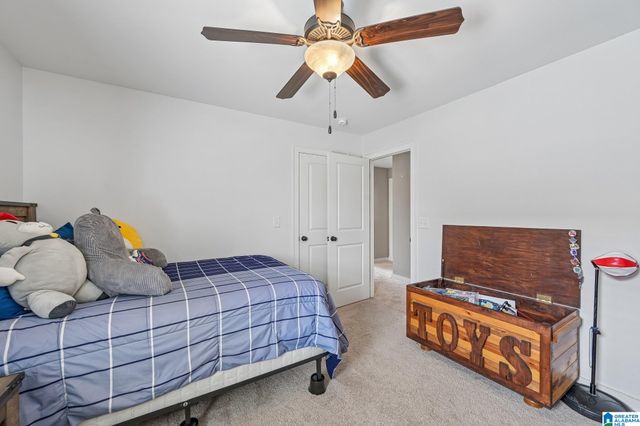 5242 STOCKTON PASS, Trussville, AL 35173