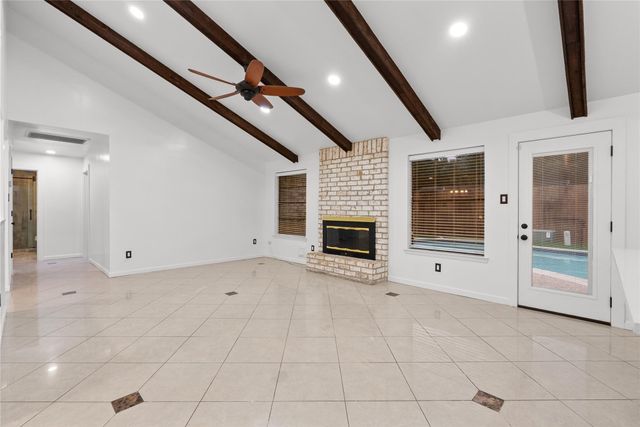 9814 Sageroyal Lane, Houston, TX 77089