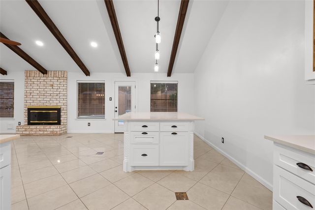 9814 Sageroyal Lane, Houston, TX 77089