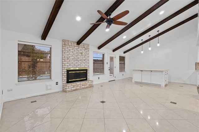 9814 Sageroyal Lane, Houston, TX 77089