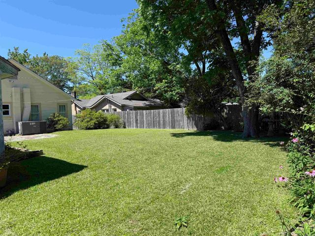 620 E 7Th St, El Dorado, AR 71730