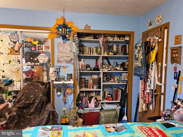 447 HUNTERSTOWN HAMPTON RD, Gettysburg, PA 17325