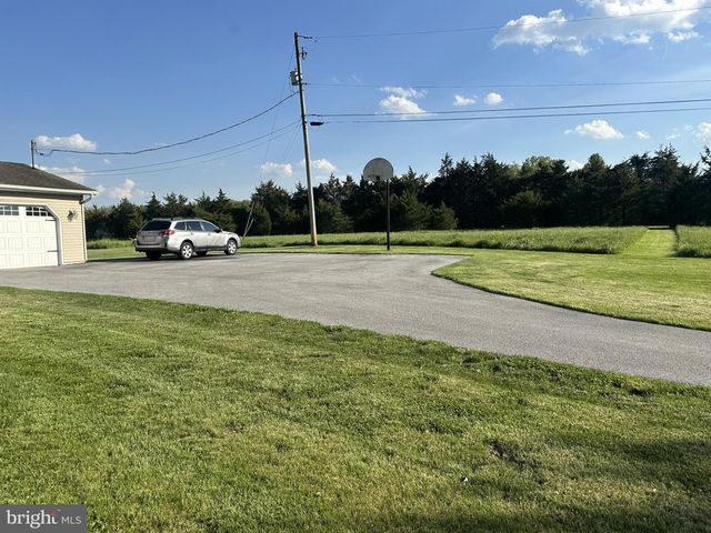 447 HUNTERSTOWN HAMPTON RD, Gettysburg, PA 17325