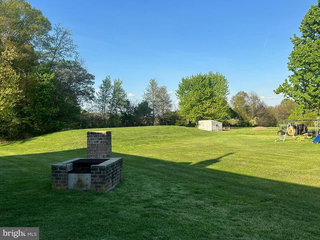 447 HUNTERSTOWN HAMPTON RD, Gettysburg, PA 17325