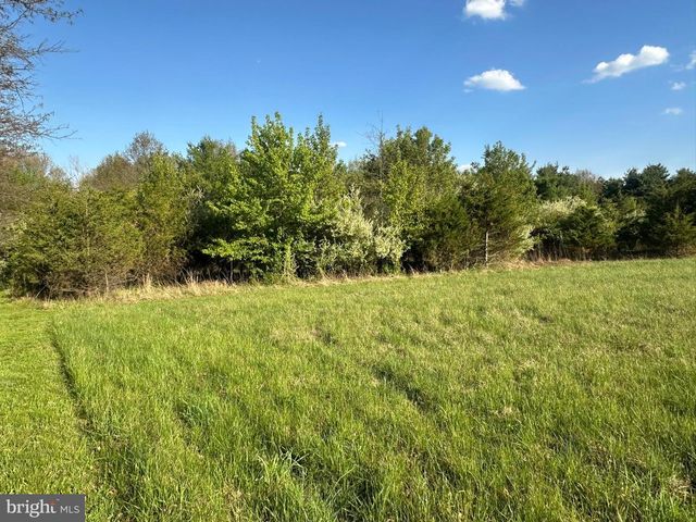 447 HUNTERSTOWN HAMPTON RD, Gettysburg, PA 17325