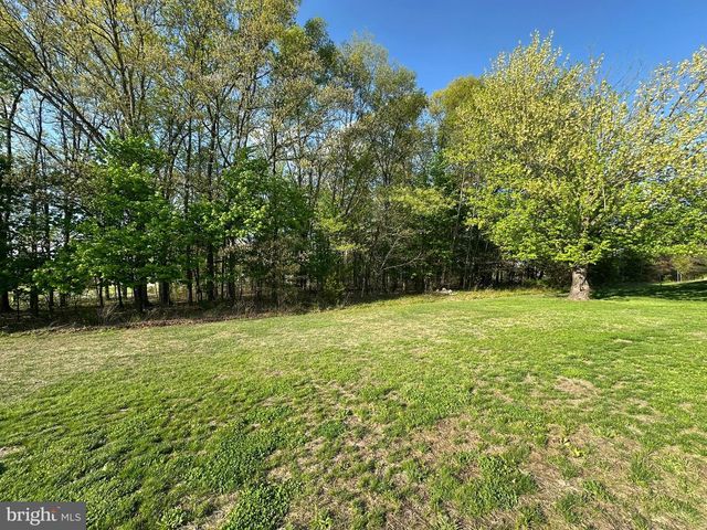 447 HUNTERSTOWN HAMPTON RD, Gettysburg, PA 17325