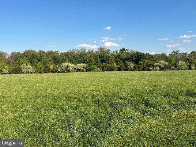 447 HUNTERSTOWN HAMPTON RD, Gettysburg, PA 17325